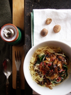 Spaghetti with Mushrooms, Spinach and Streaky Bacon, with cayenne and nutmeg